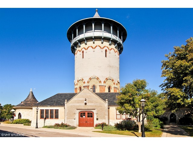 209 E Burlington St, Riverside, IL 60546 photo 21