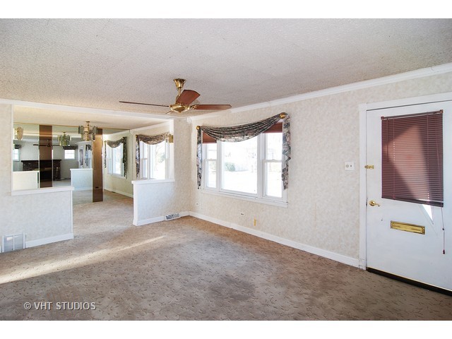 209 E Burlington St, Riverside, IL 60546 photo 5