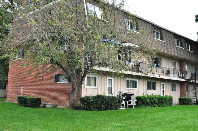 2308 Algonquin Rd #11, Rolling Meadows, IL 60008 photo 1