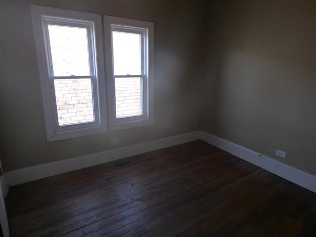 5 E 114th St, Chicago, IL 60628 photo 10