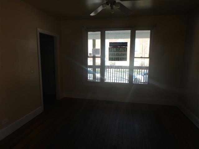5 E 114th St, Chicago, IL 60628 photo 3
