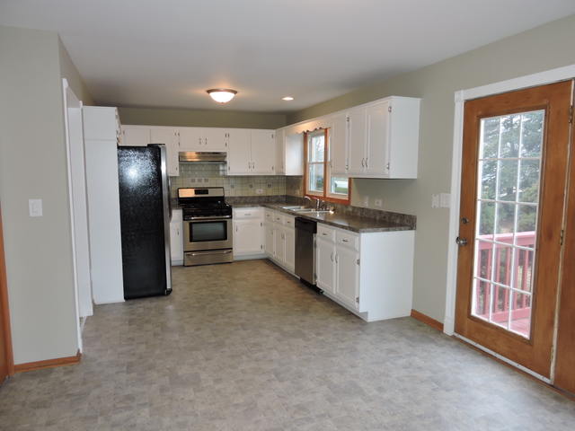 16764 W Apache Dr, Lockport, IL 60441 photo 5