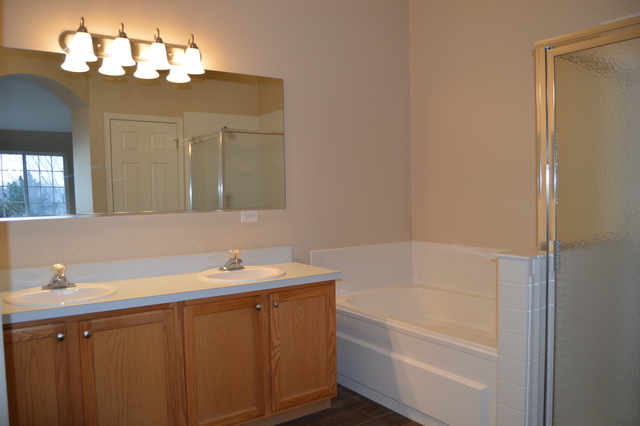 2493 Stonegate Rd, Algonquin, IL 60102 photo 11