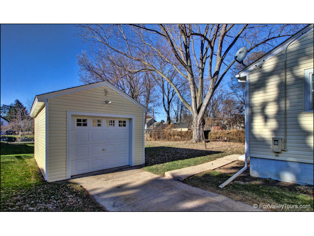 469 Watson St, Aurora, IL 60505 photo 21