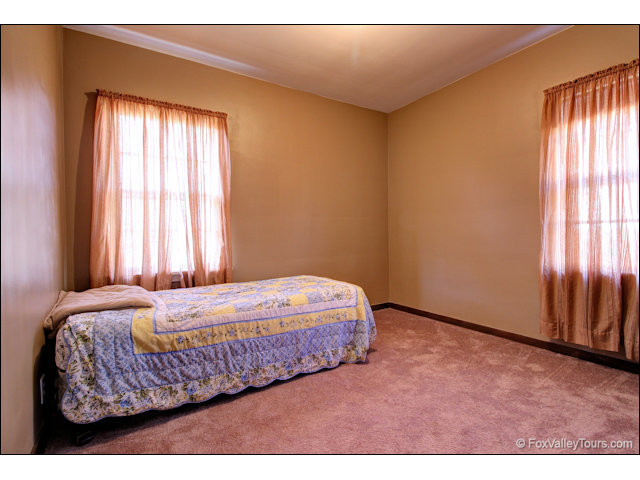 469 Watson St, Aurora, IL 60505 photo 18