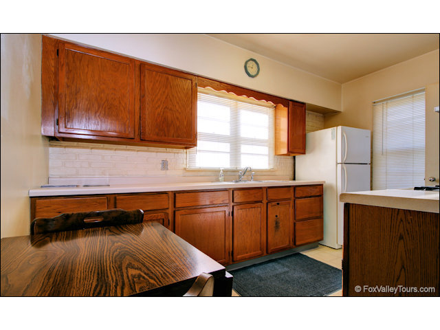 469 Watson St, Aurora, IL 60505 photo 10