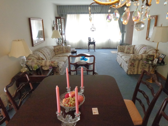 10549 S Ridgeway Ave, Chicago, IL 60655 photo 4