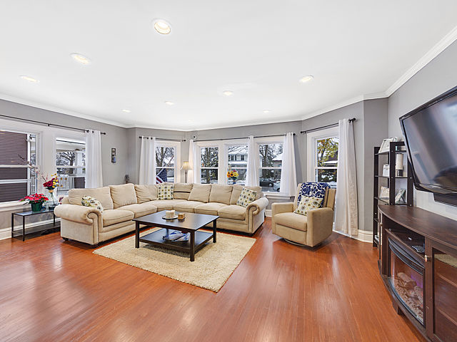 43 Franklin Ave, River Forest, IL 60305 photo 3