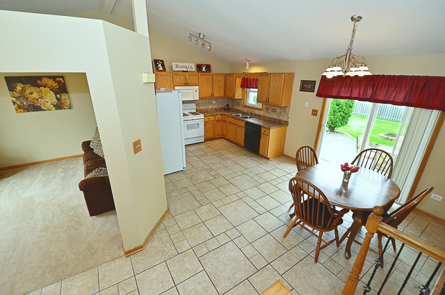 2115 Lolo Pass Dr, Plainfield, IL 60586 photo 6
