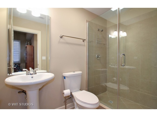 27 Legacy Ln, Wheeling, IL 60090 photo 12