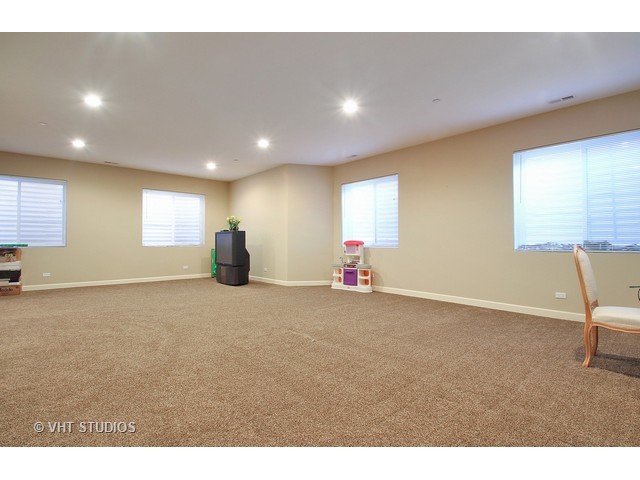 27 Legacy Ln, Wheeling, IL 60090 photo 16