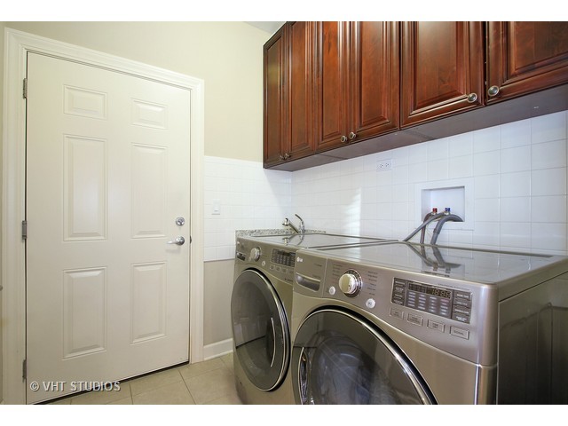 27 Legacy Ln, Wheeling, IL 60090 photo 14