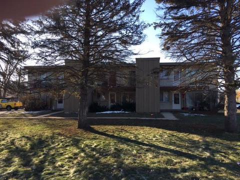 3811 W Millstream Dr, Mchenry, IL 60050 photo 1