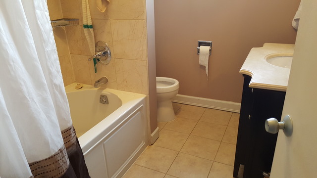 9515 Sumac Rd #D, Des Plaines, IL 60016 photo 8