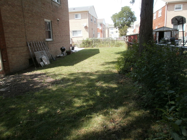 9515 Sumac Rd #D, Des Plaines, IL 60016 photo 4