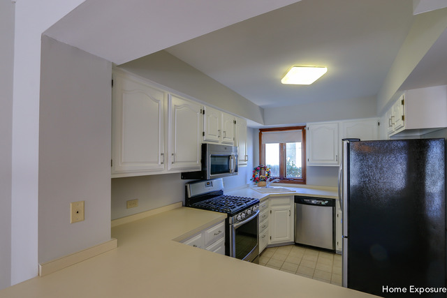 14830 S Penn Rd, Plainfield, IL 60544 photo 3