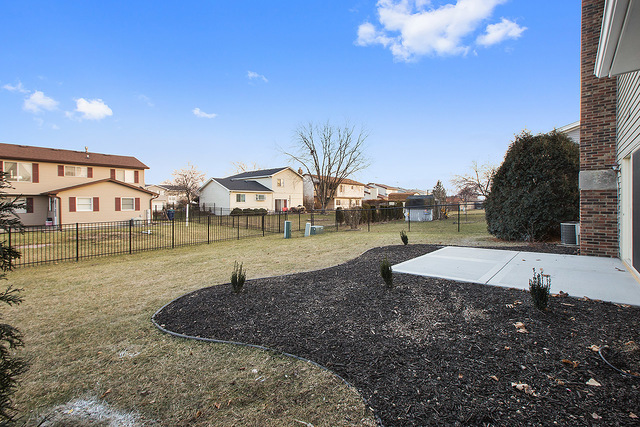 51 Willow Rd, Matteson, IL 60443 photo 17