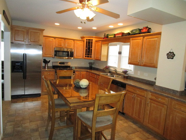 2948 188th Pl, Lansing, IL 60438 photo 4