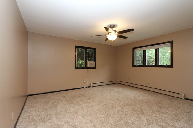 2402 Mehring Ave, Johnsburg, IL 60051 photo 13