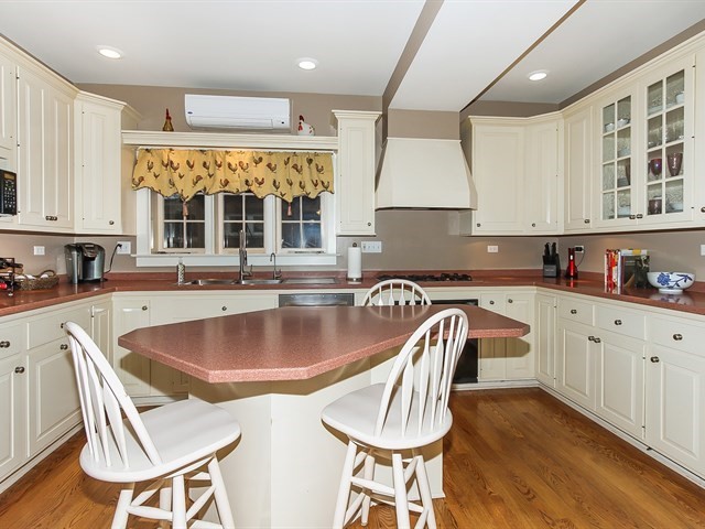 43 Hamilton Ave, Elgin, IL 60123 photo 8