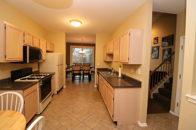 4 Brian Ct, Algonquin, IL 60102 photo 4