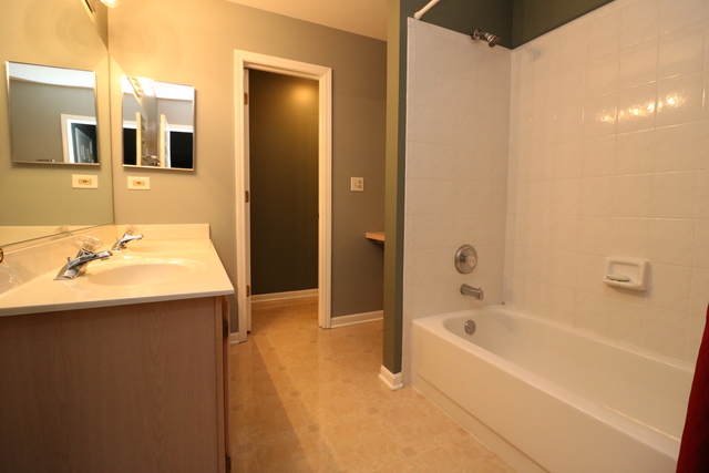 4 Brian Ct, Algonquin, IL 60102 photo 12