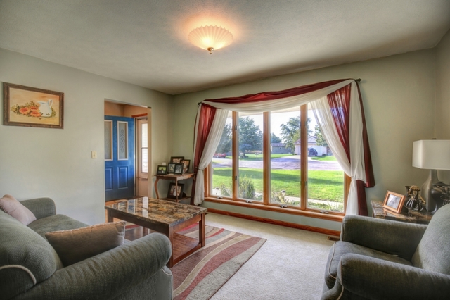610 Ridge Rd, Philo, IL 61864 photo 6