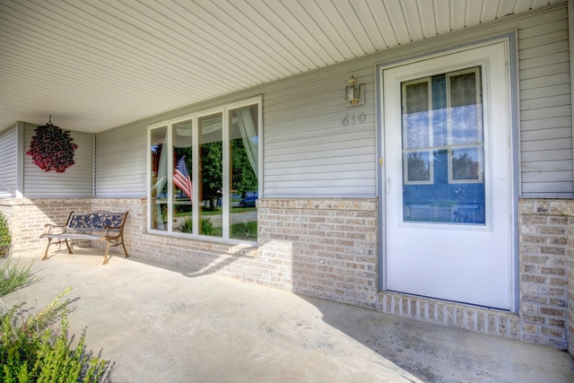 610 Ridge Rd, Philo, IL 61864 photo 3