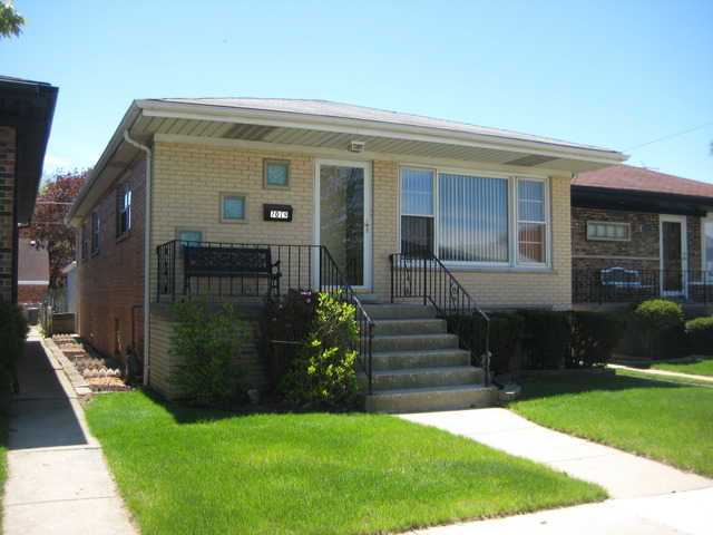 7019 40th Pl, Stickney, IL 60402 photo 1