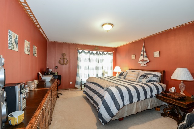9101 Falcon Ridge Dr, Bridgeview, IL 60455 photo 7
