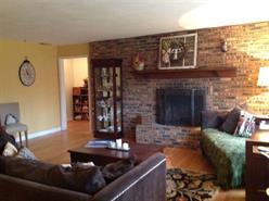 11128 Hamborg Rd, Roscoe, IL 61073 photo 2