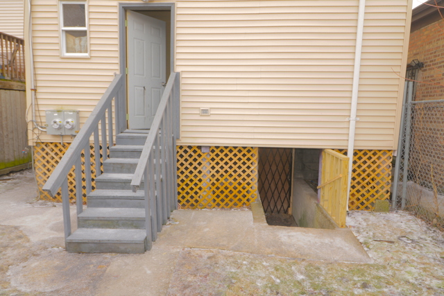 1132 E 82nd Pl, Chicago, IL 60619 photo 4