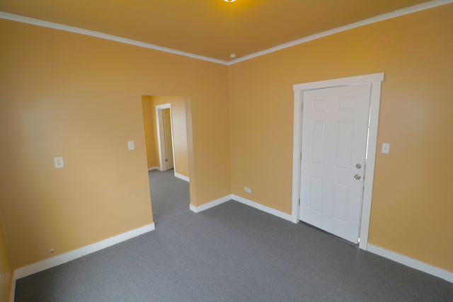 1132 E 82nd Pl, Chicago, IL 60619 photo 13