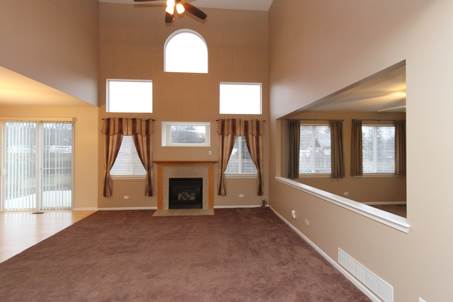 914 Limerick Ln, Mchenry, IL 60050 photo 6