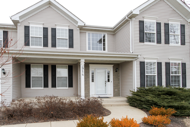 914 Limerick Ln, Mchenry, IL 60050 photo 2
