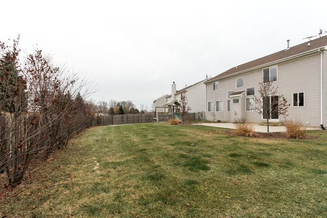 914 Limerick Ln, Mchenry, IL 60050 photo 24
