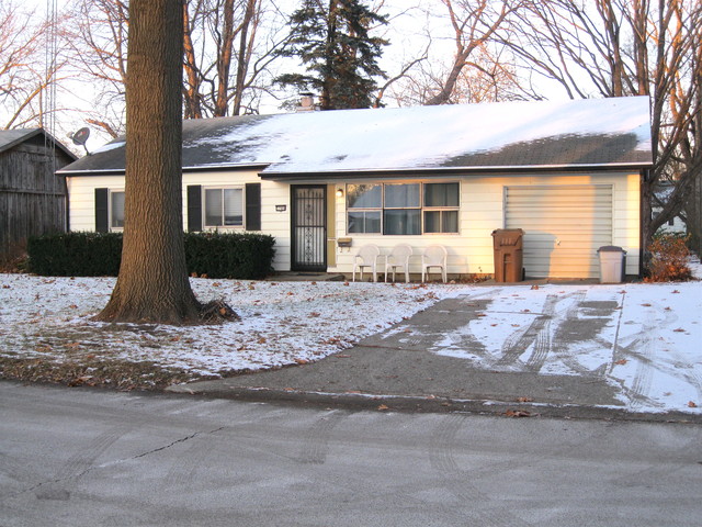 1708 Burnetta St, Champaign, IL 61821 photo 1