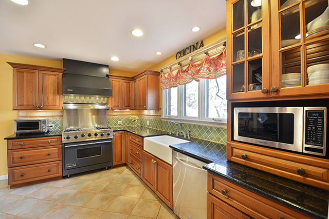 636 Hunter Rd, Glenview, IL 60025 photo 7