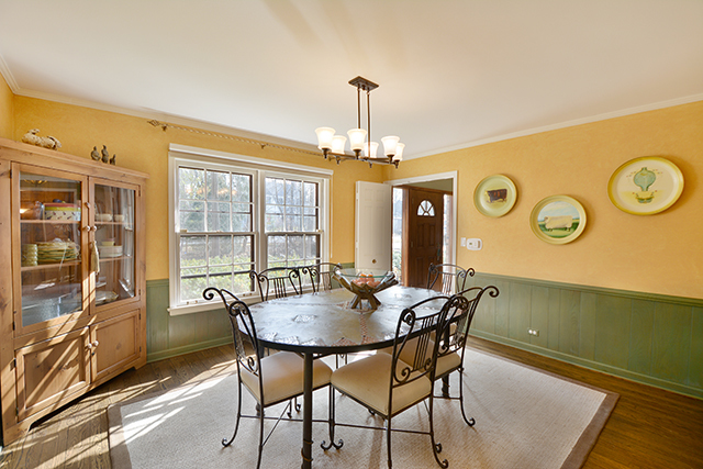 636 Hunter Rd, Glenview, IL 60025 photo 5