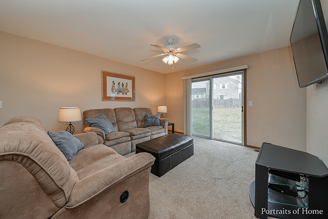 2950 Worcester Ln, Aurora, IL 60504 photo 5