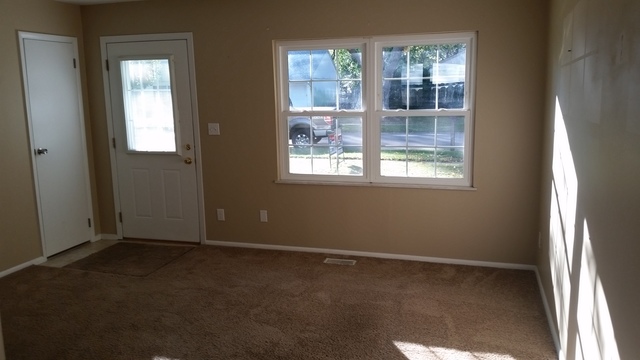 1204 Centennial Dr, Champaign, IL 61821 photo 3