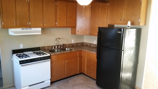 1204 Centennial Dr, Champaign, IL 61821 photo 2