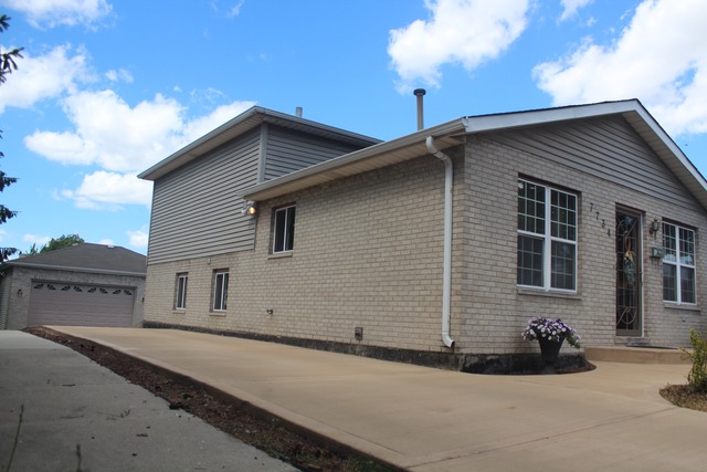 7734 W 62nd Pl, Summit, IL 60501 photo 18