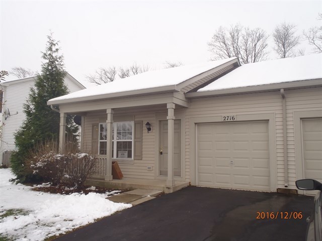 2716 Hoffman St, Plano, IL 60545 photo 2