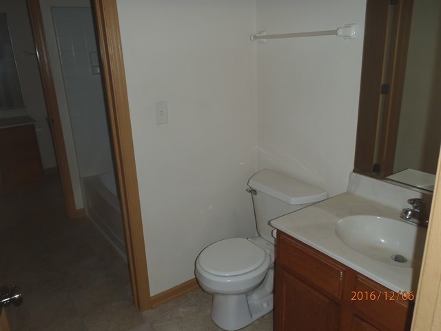 2716 Hoffman St, Plano, IL 60545 photo 6