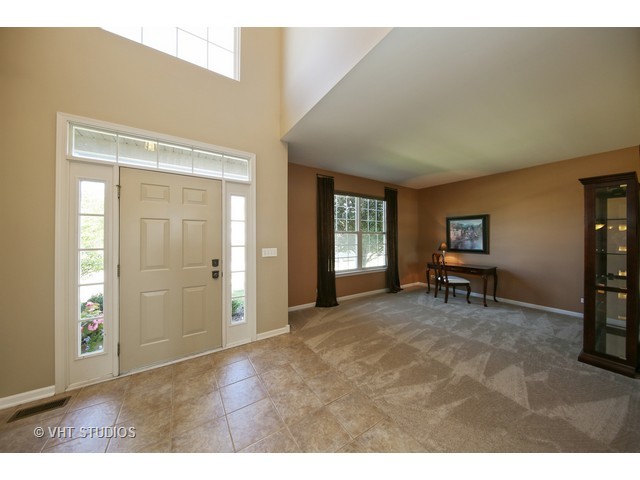 25247 Pavilion Pl, Plainfield, IL 60585 photo 10