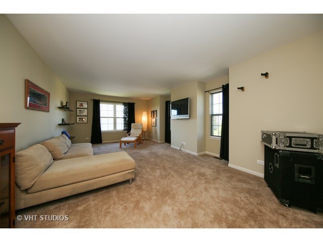 25247 Pavilion Pl, Plainfield, IL 60585 photo 21