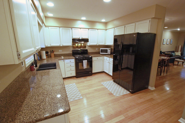 1504 Coolidge Ave, Wheaton, IL 60189 photo 7
