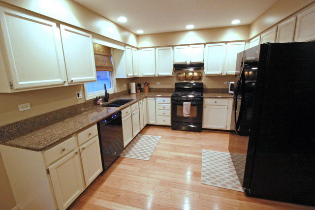 1504 Coolidge Ave, Wheaton, IL 60189 photo 6
