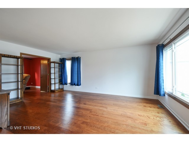 336 Hampton St, Cary, IL 60013 photo 4